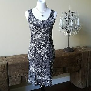 Kensie casual black and white dress. EUC.